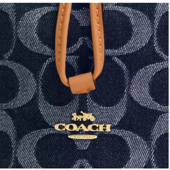 COACH LIMITED EDITION DENIM CHERRY BUCKET WRISTLET - Picture 6 of 7